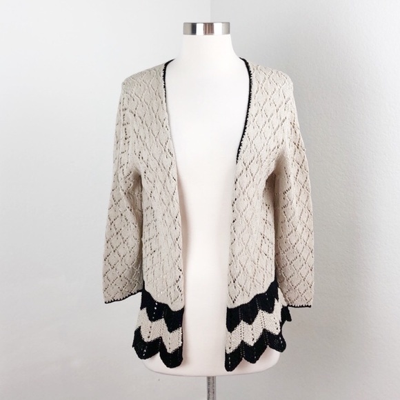 LOFT Sweaters - Ann Taylor Loft tan scallop knit cardigan